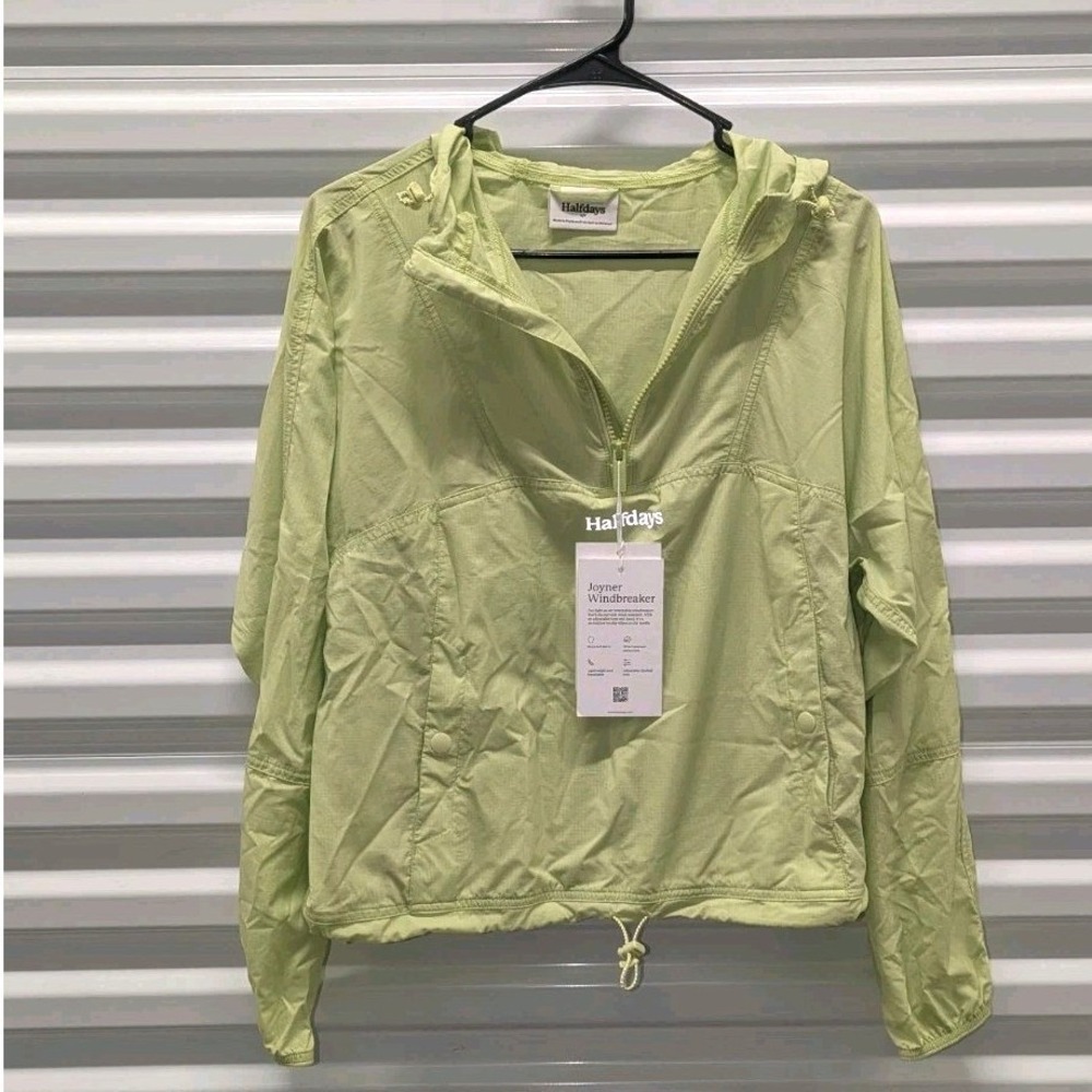 Halfdays Joyner Windbreaker Pistachio Women's Small NWT Lightweight Hiking